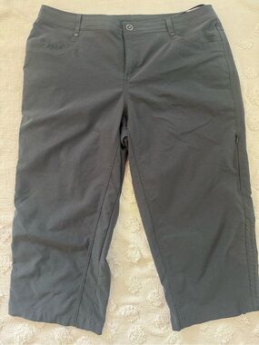 Kuhl Women's Trekr Kapri Hiking Capri Pants Gray SZ 12